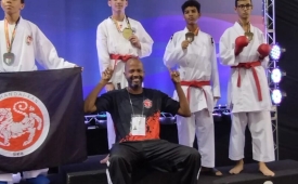 Equipe Luciano Moreira de karatê conquista excelentes resultados em tradicional competição de São Paulo